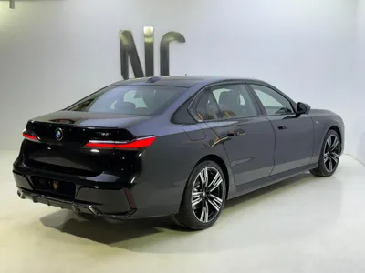 2026 بي ام دبليو الفئة السابعة 735أي