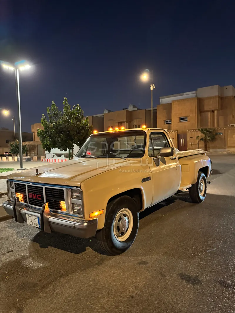 1982 جي ام سي سييرا