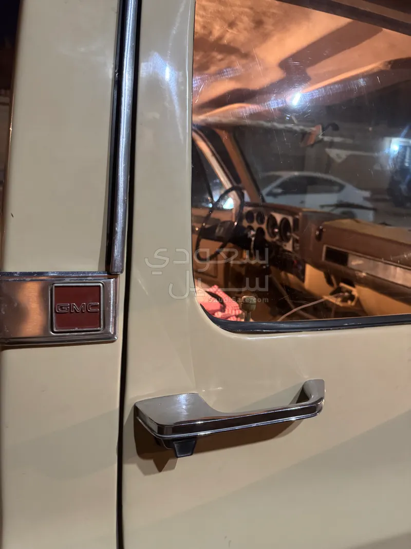 1982 جي ام سي سييرا