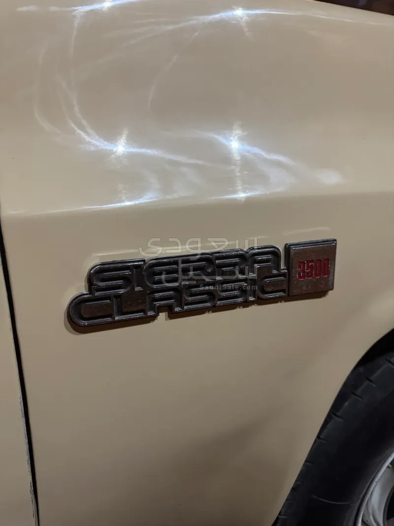 1982 جي ام سي سييرا