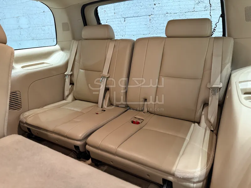 2011 شفروليه تاهو زد 71