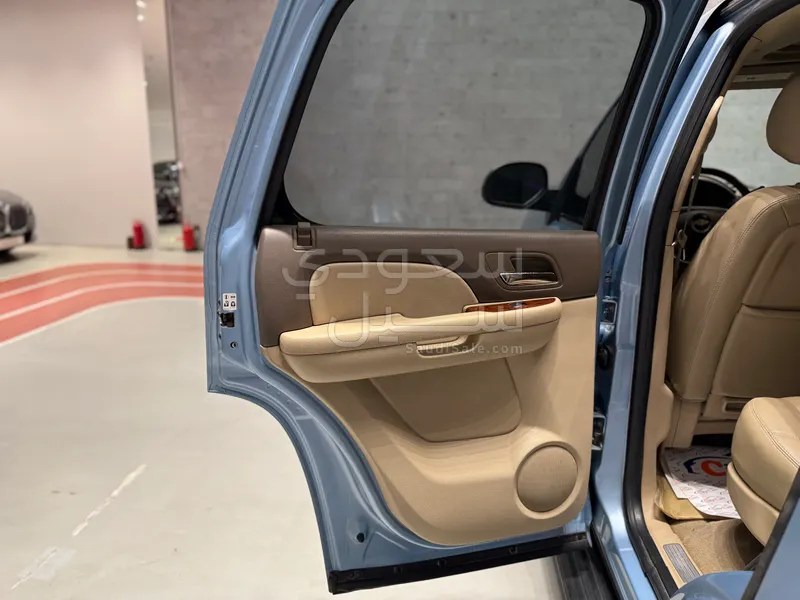 2011 شفروليه تاهو زد 71