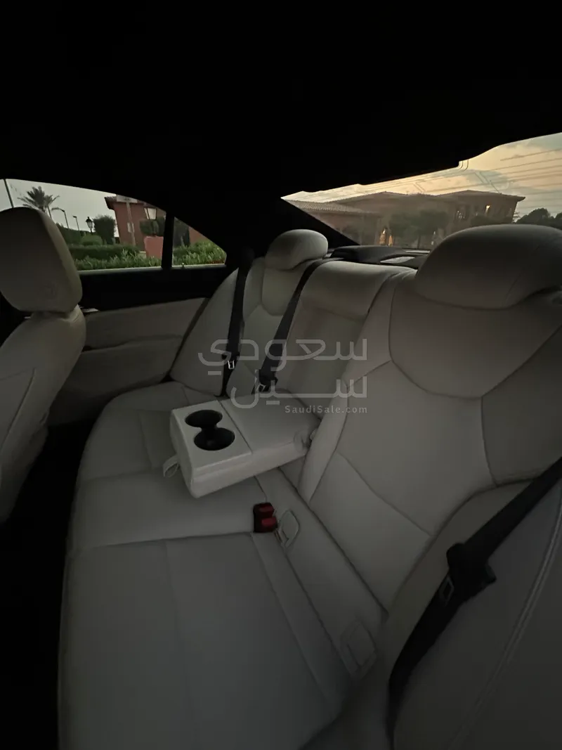 2021 كاديلاك سي تي 4