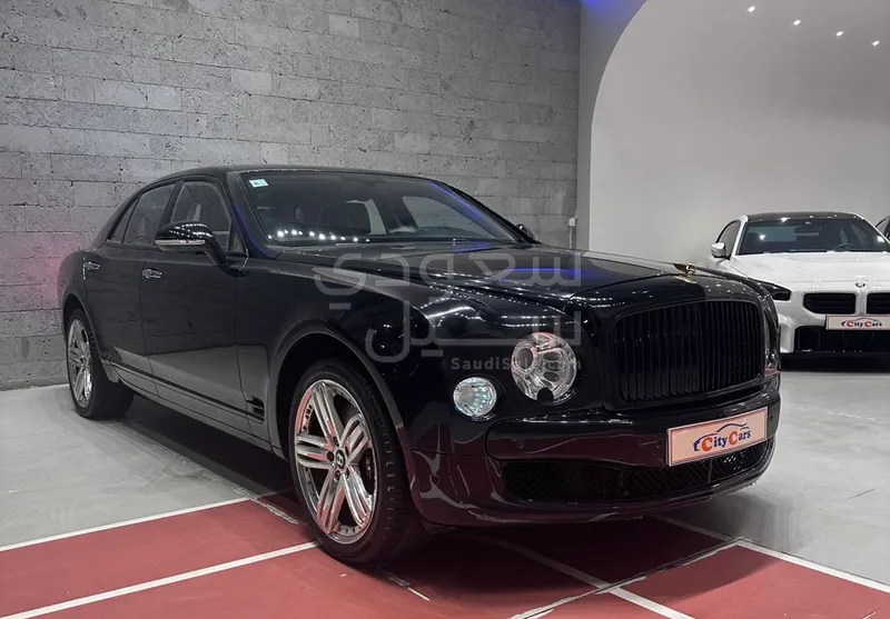 2011 بنتلي مولسان