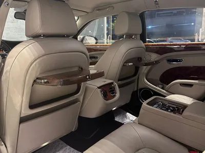 2011 بنتلي مولسان