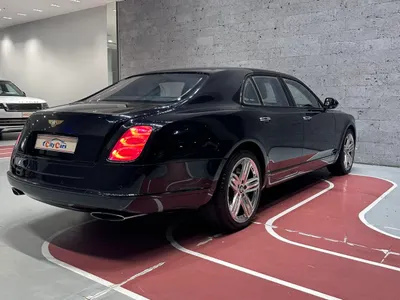 2011 بنتلي مولسان