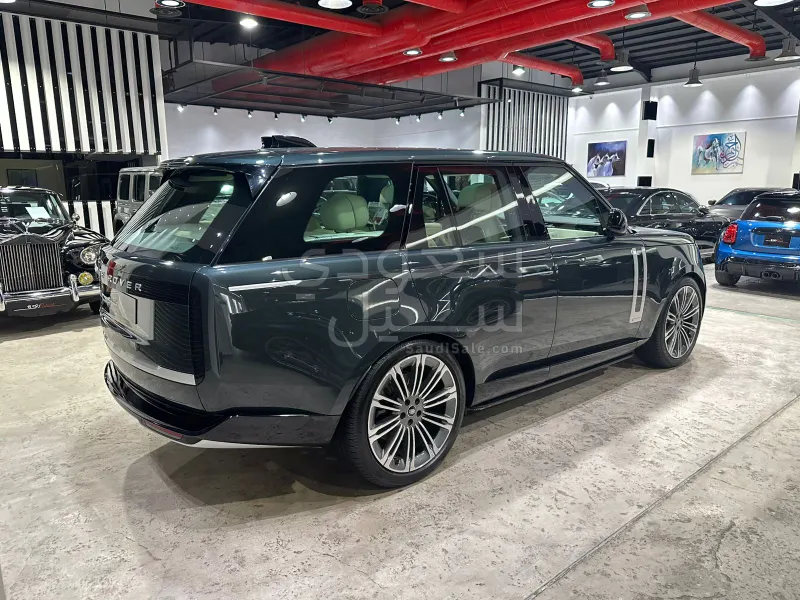 2025 لاند روفر رينج روفر اوتوبيوغرافي