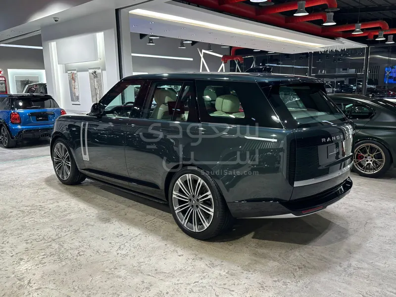 2025 لاند روفر رينج روفر اوتوبيوغرافي