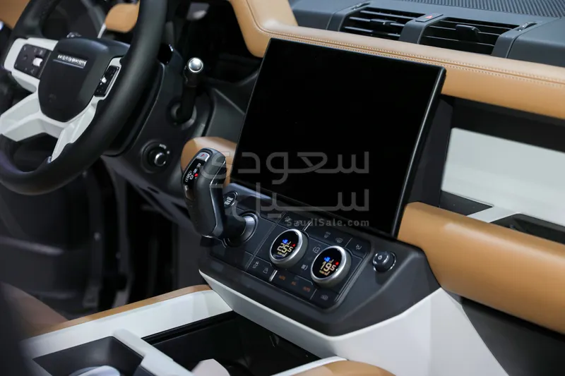 2026 لاند روفر ديفيندر اس اي