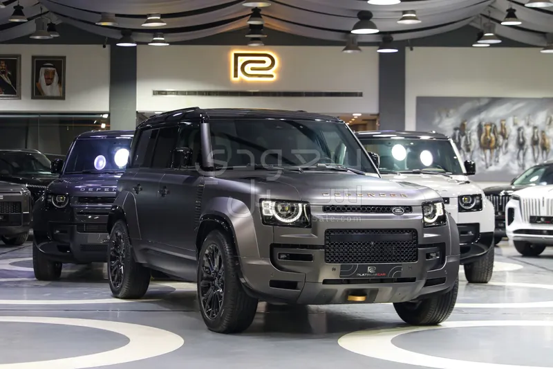 2025 لاند روفر ديفيندر اوكتا