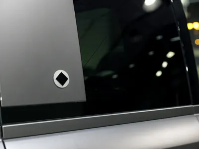 2025 لاند روفر ديفيندر اوكتا