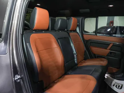 2025 لاند روفر ديفيندر اوكتا