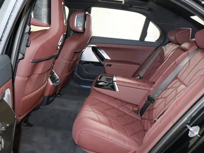 2026 بي ام دبليو الفئة السابعة 740أي