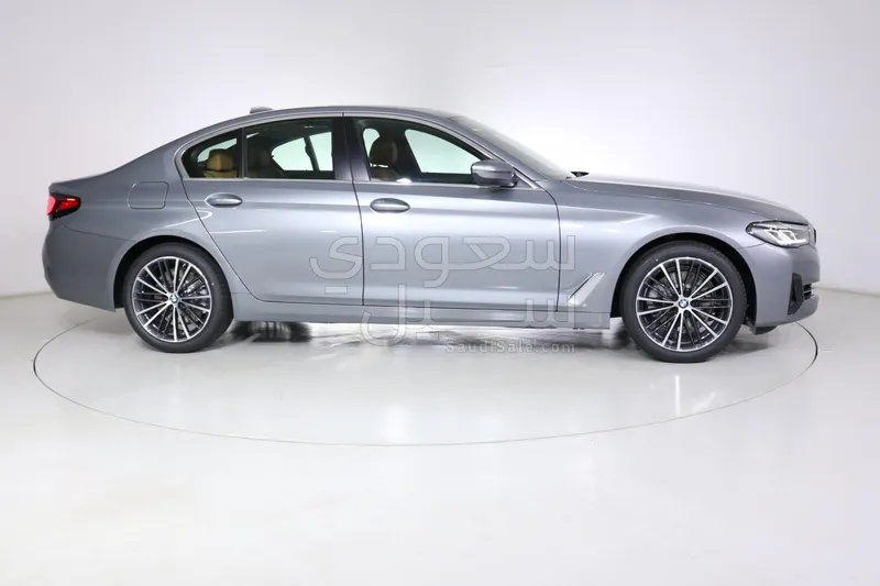 2023 بي ام دبليو الفئة الخامسة 520 أي