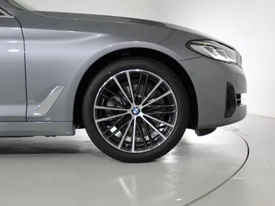 2023 بي ام دبليو الفئة الخامسة 520 أي