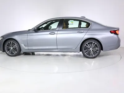 2023 بي ام دبليو الفئة الخامسة 520 أي