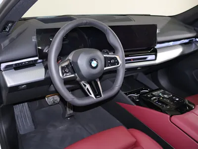 2026 بي ام دبليو الفئة الخامسة 520 أي إم كت