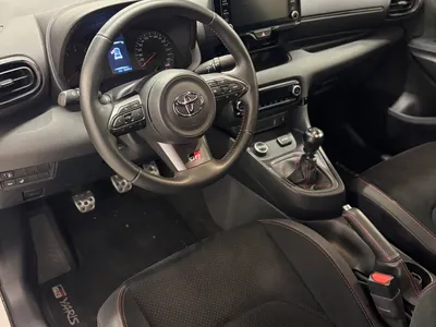 2023 تويوتا ياريس جي ار