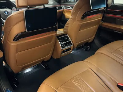 2016 بي ام دبليو الفئة السابعة 740 إل أي