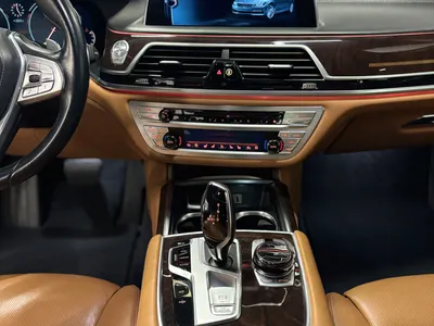 2016 بي ام دبليو الفئة السابعة 740 إل أي