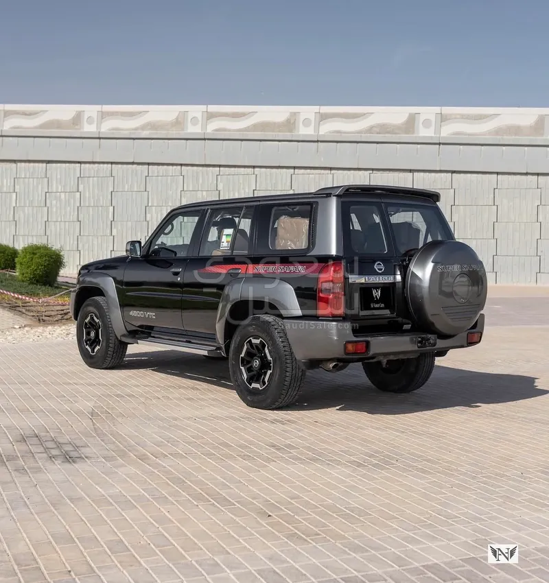 2022 نيسان باترول سوبر سفاري