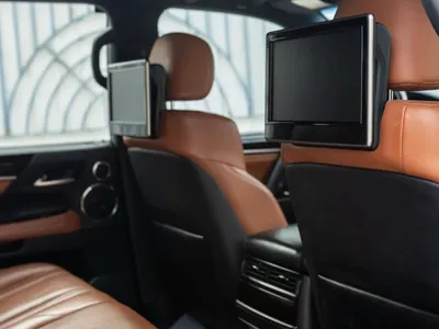 2018 لكزس إل إكس 570 اس