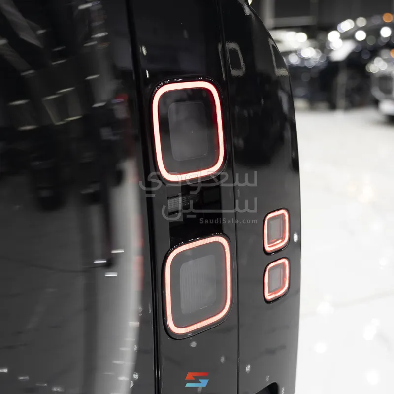 2026 لاند روفر ديفيندر اكس داينمك