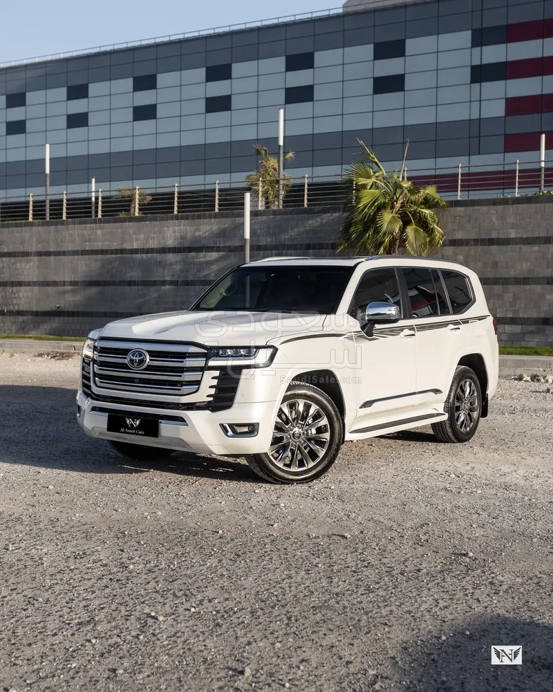 2023 تويوتا لاند كروزر في اكس ار