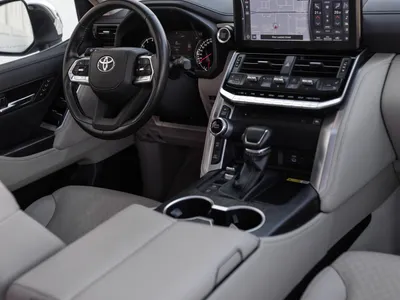 2023 تويوتا لاند كروزر في اكس ار