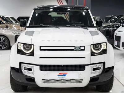 2020 لاند روفر ديفيندر 110