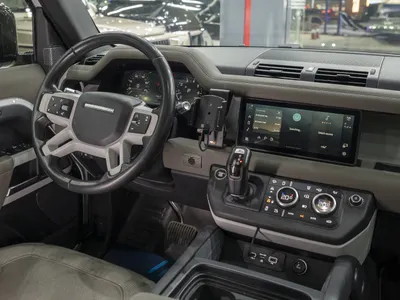 2020 لاند روفر ديفيندر 110