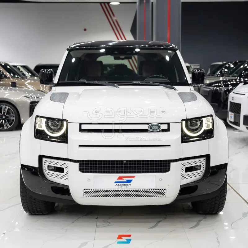 2020 لاند روفر ديفيندر اس اي