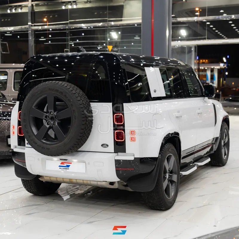 2020 لاند روفر ديفيندر اس اي