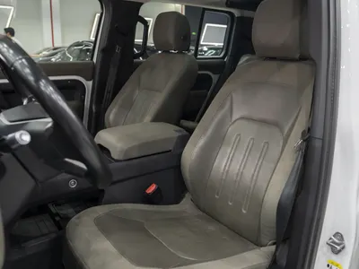 2020 لاند روفر ديفيندر اس اي