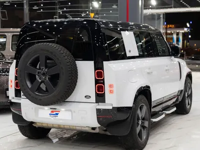 2020 لاند روفر ديفيندر اس اي