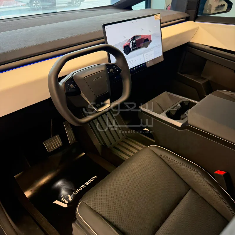 2025 تيسلا سايبر تراك