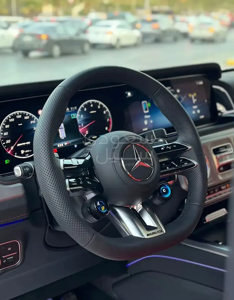 2025 مرسيدس - بنز جي 63 أي إم جي