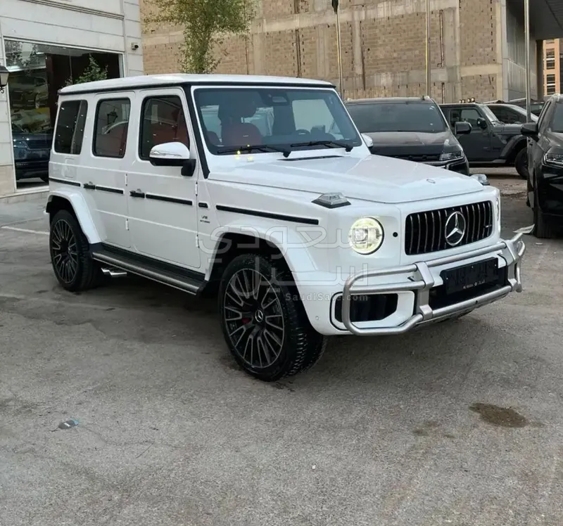 2025 مرسيدس - بنز جي 63 أي إم جي