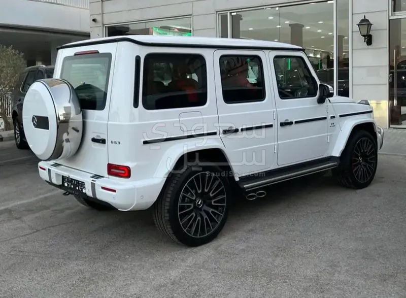 2025 مرسيدس - بنز جي 63 أي إم جي