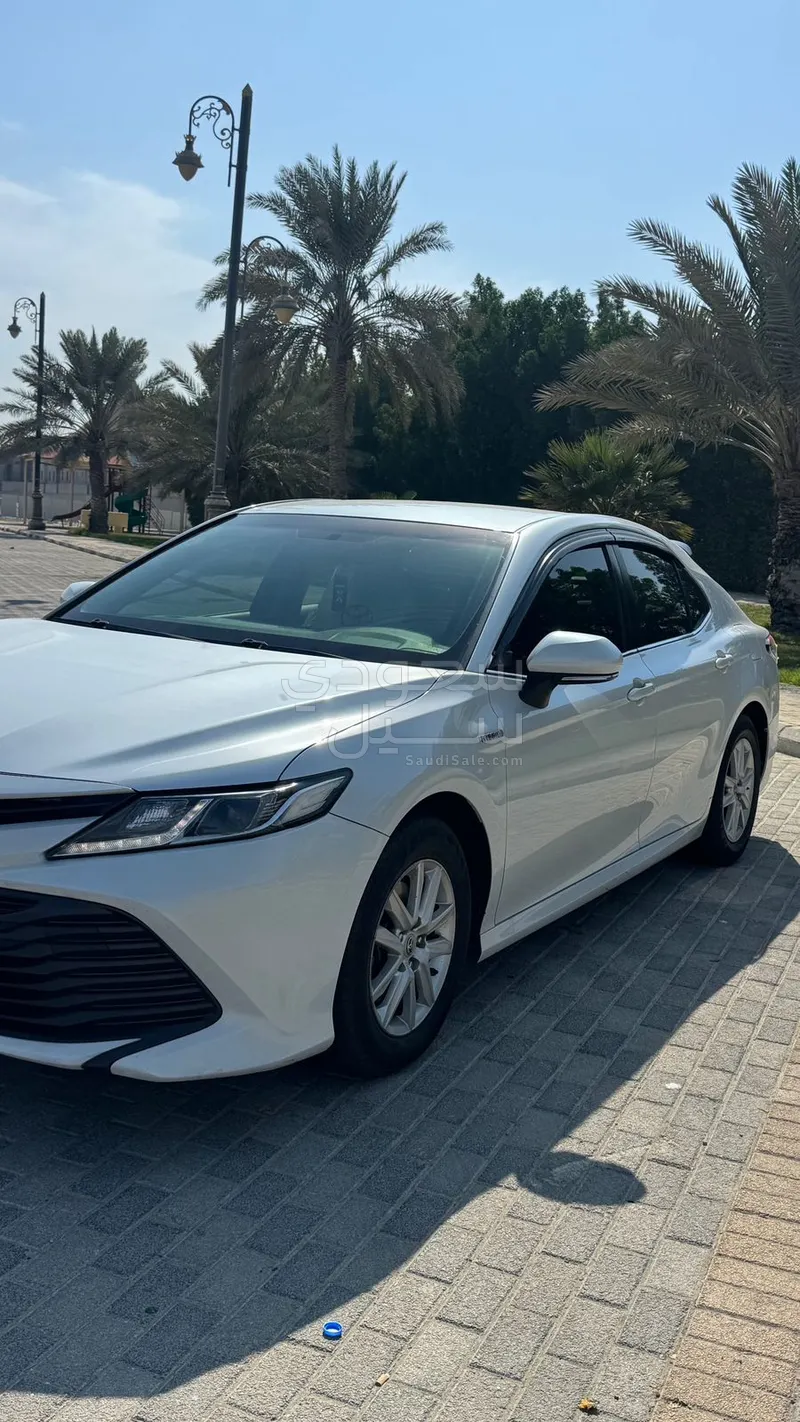 2019 تويوتا كامري ال اي