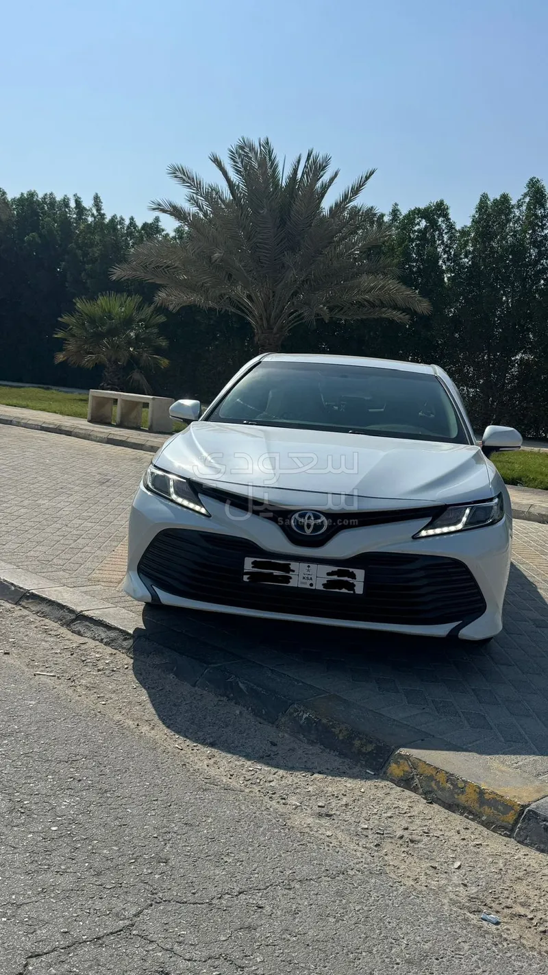 2019 تويوتا كامري ال اي