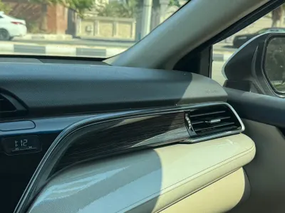 2019 تويوتا كامري ال اي