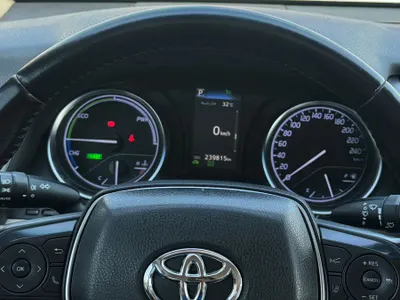 2019 تويوتا كامري ال اي