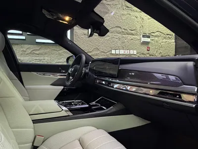 2026 بي ام دبليو الفئة السابعة 735أي