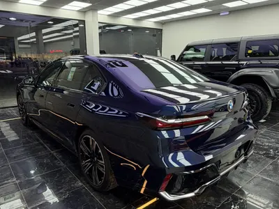 2026 بي ام دبليو الفئة السابعة 735أي