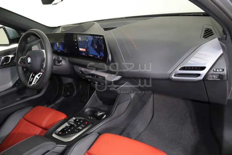 2025 بي ام دبليو الفئة الاولى 118 أي