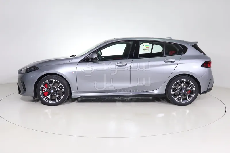 2025 بي ام دبليو الفئة الاولى 118 أي