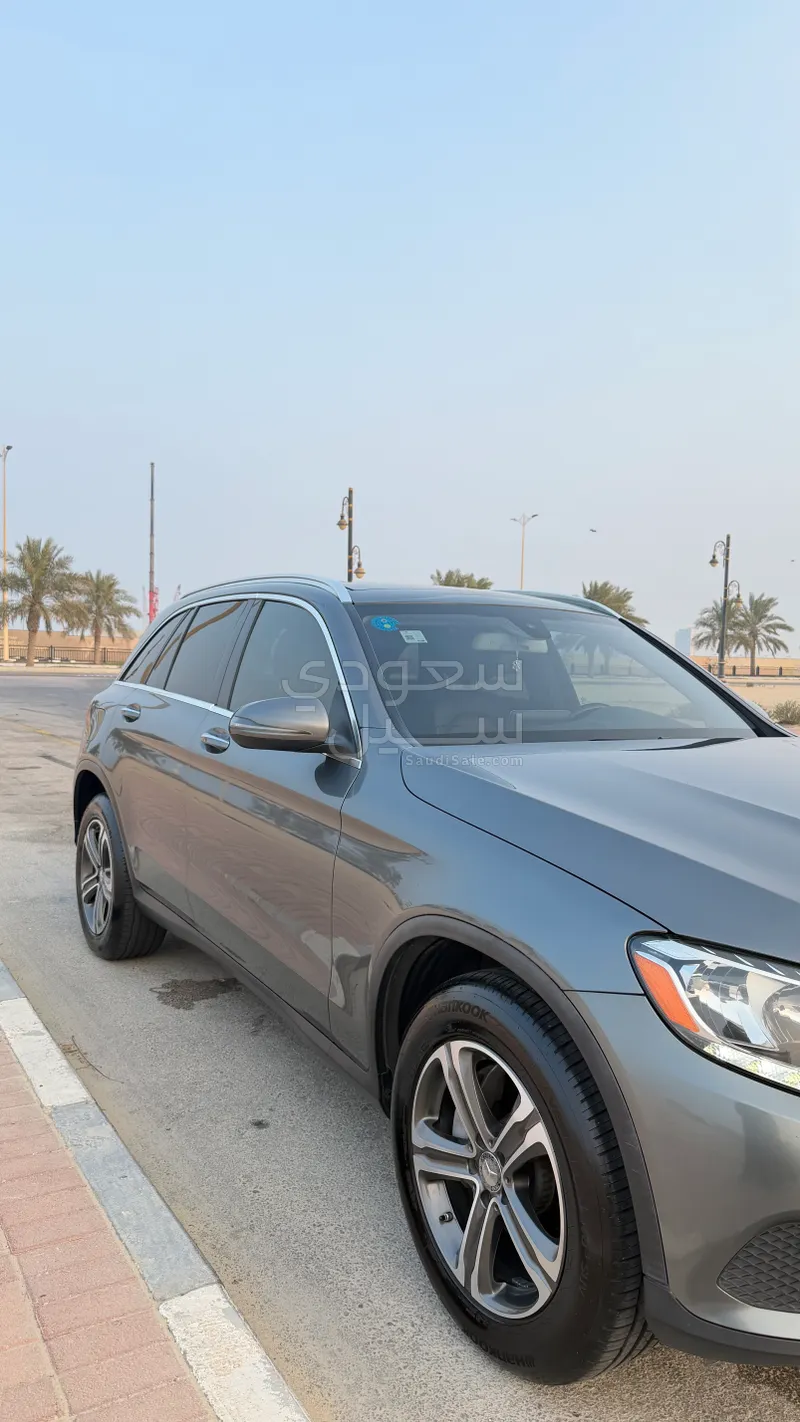 2016 مرسيدس - بنز جي إل سي 300