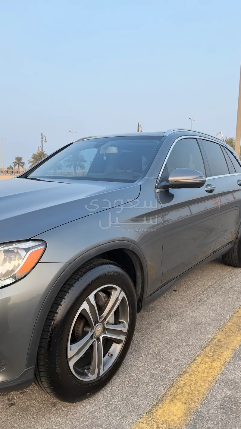 2016 مرسيدس - بنز جي إل سي 300