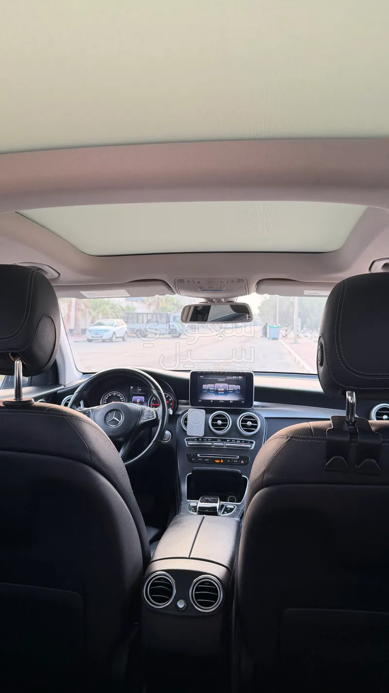 2016 مرسيدس - بنز جي إل سي 300